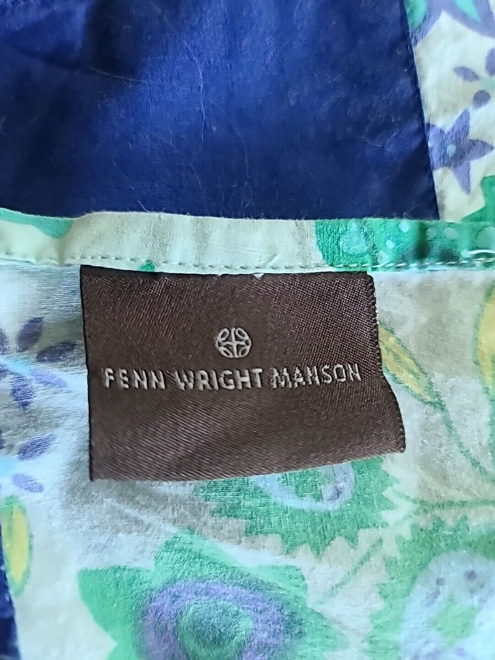 Peacock Apron With Ruffles - Picture 3 of 10